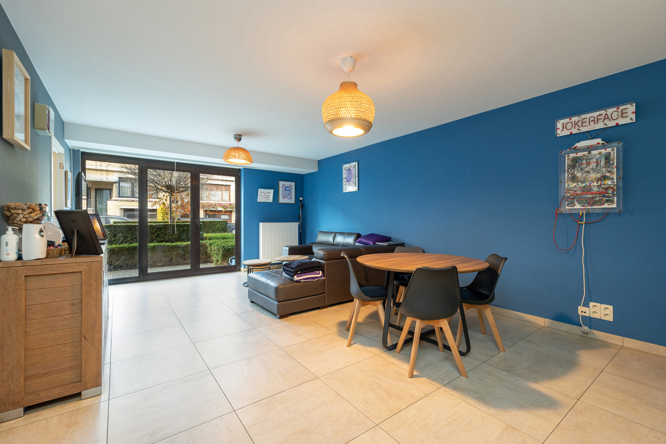 Gelijkvloers app met 2 terrassen en garagebox - foto 4