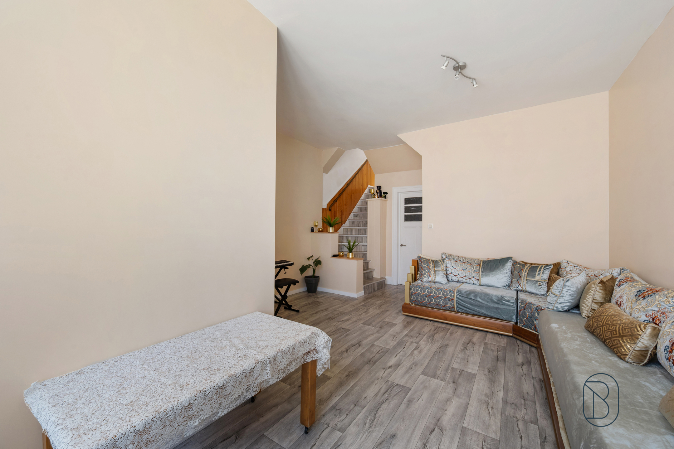 Goedgelegen gerenoveerde woning - foto 5