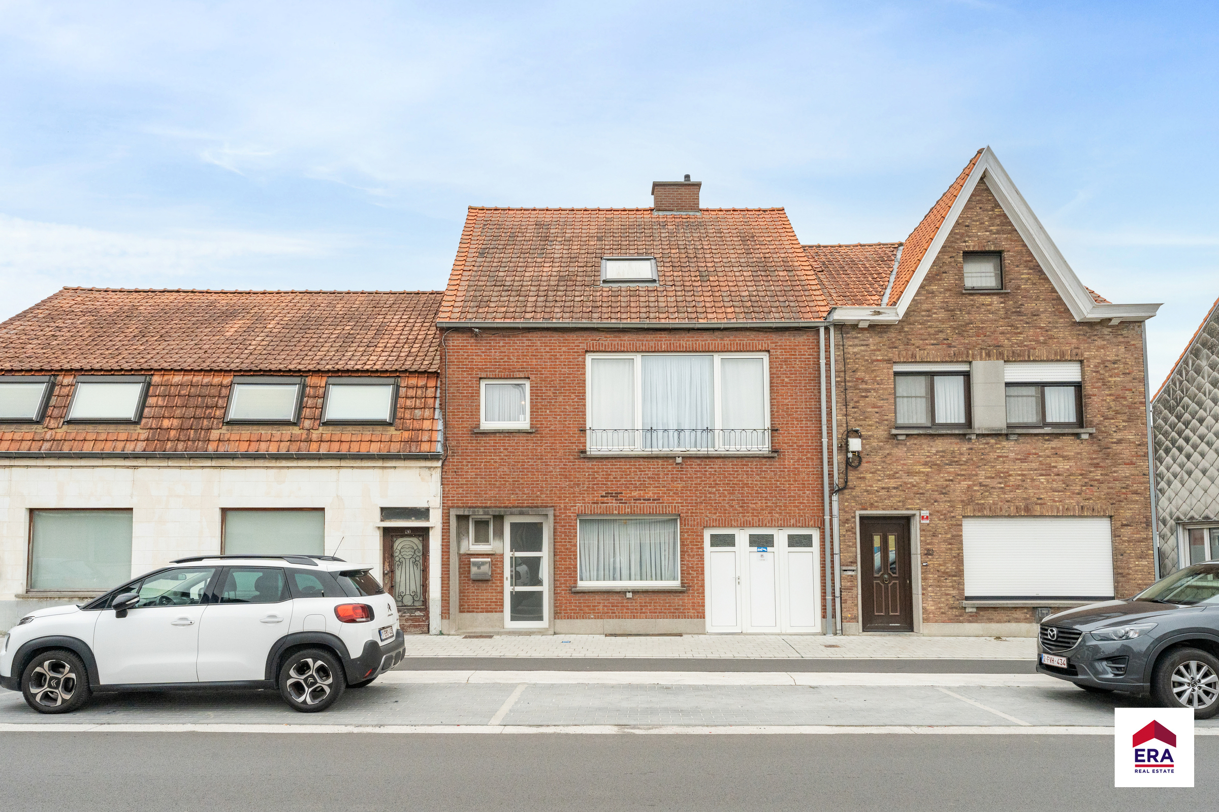 Verzorgde woning met 2 slpks en tuin op 431 m² in Tielt. - foto 2