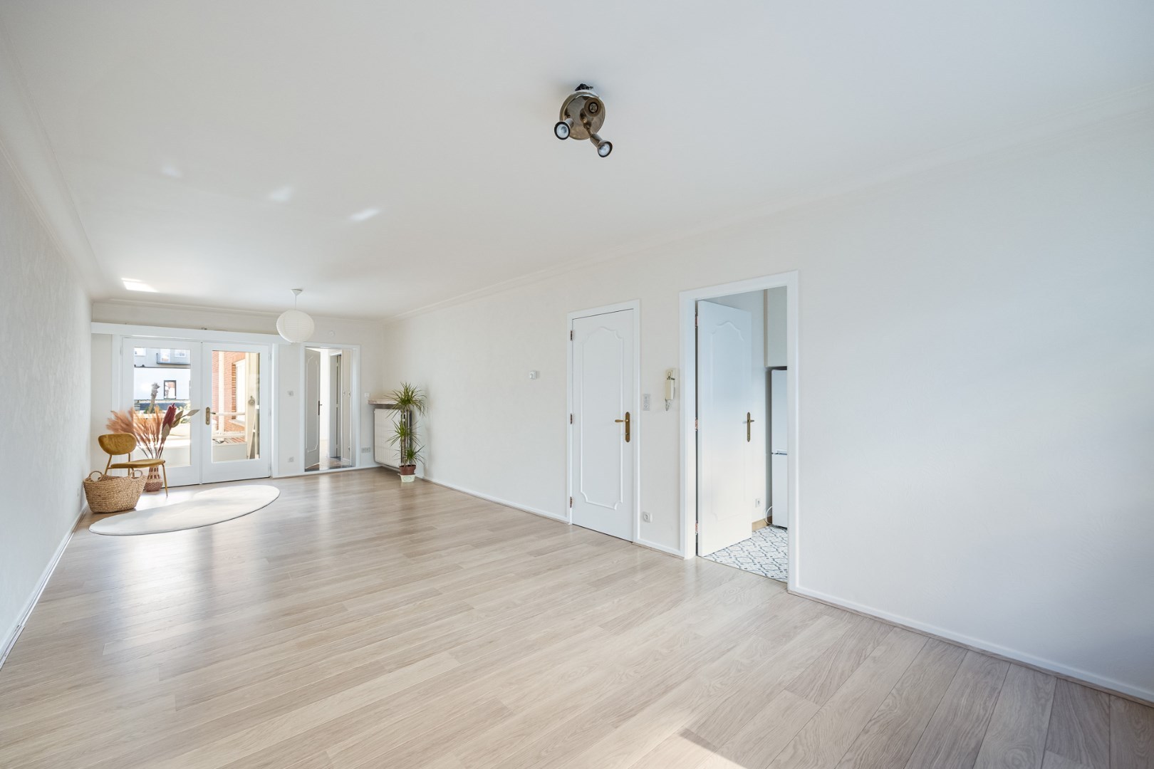 Ruim appartement met 1 slaapkamer en bureau/dressing - foto 4