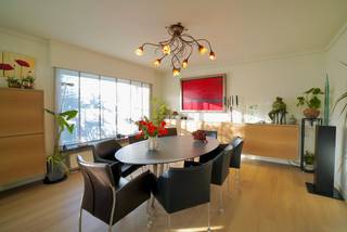 Op een goede en vlot bereikbare locatie tussen Assenede en Zelzate vinden we deze verzorgde open bebouwing op een perceel van 455 m². De woning...