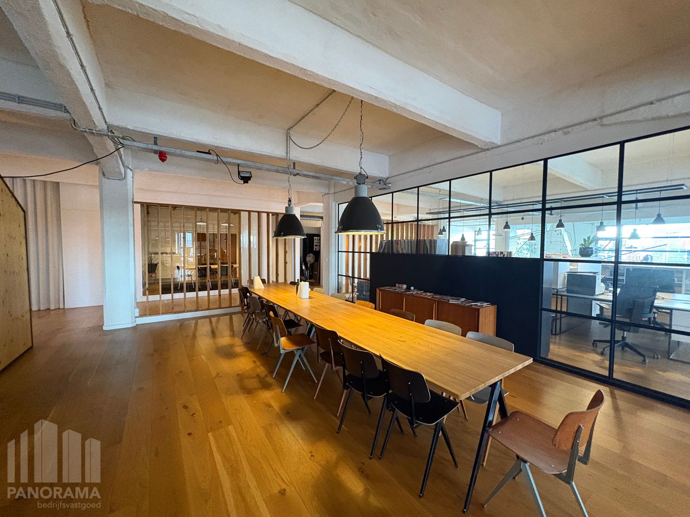 Industrieel loftkantoor van 590 m² op toplocatie nabij Dok Noord - foto 5