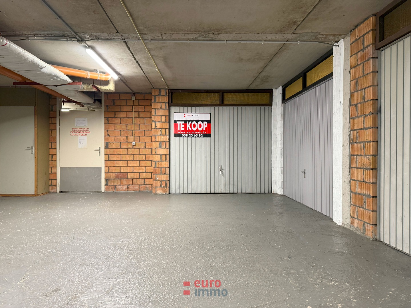 Centraal gelegen garage aan interessante prijs! - foto 1