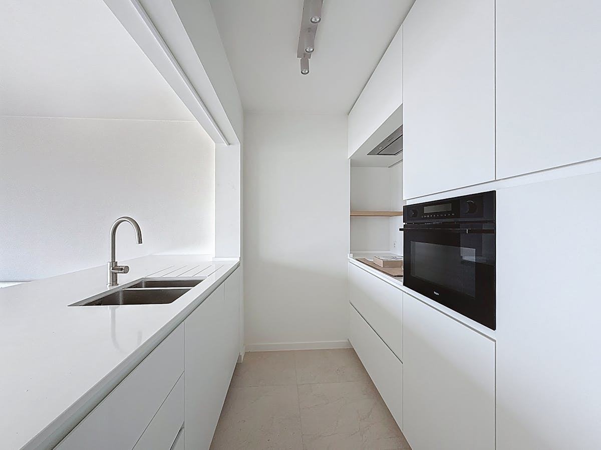 Appartement met 2 slaapkamers op de zeedijk van Koksijde - foto 5