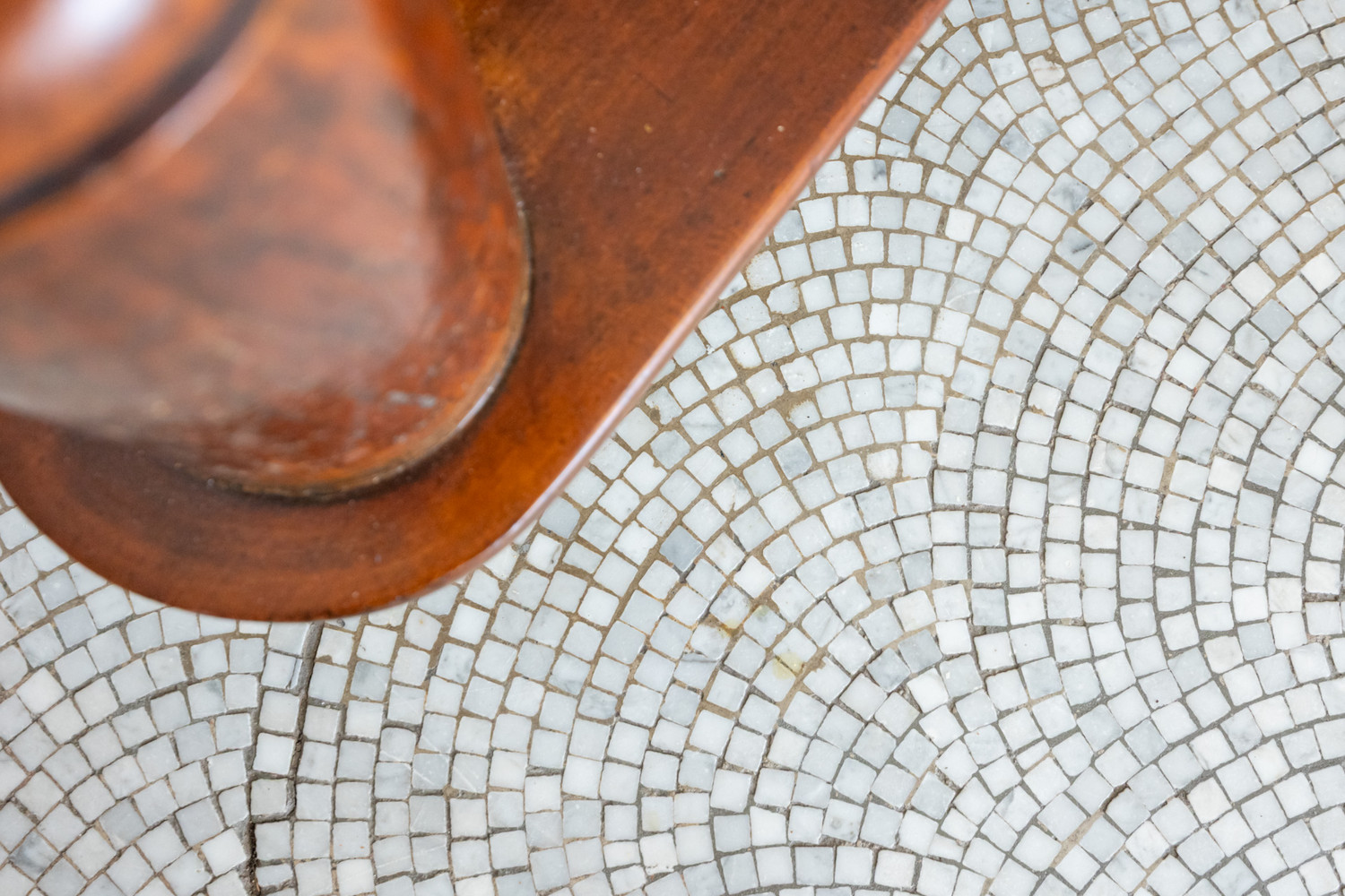 Karaktervolle, instapklare herenwoning met heerlijke stadstuin op toplocatie te Antwerpen-Zuid - foto 4