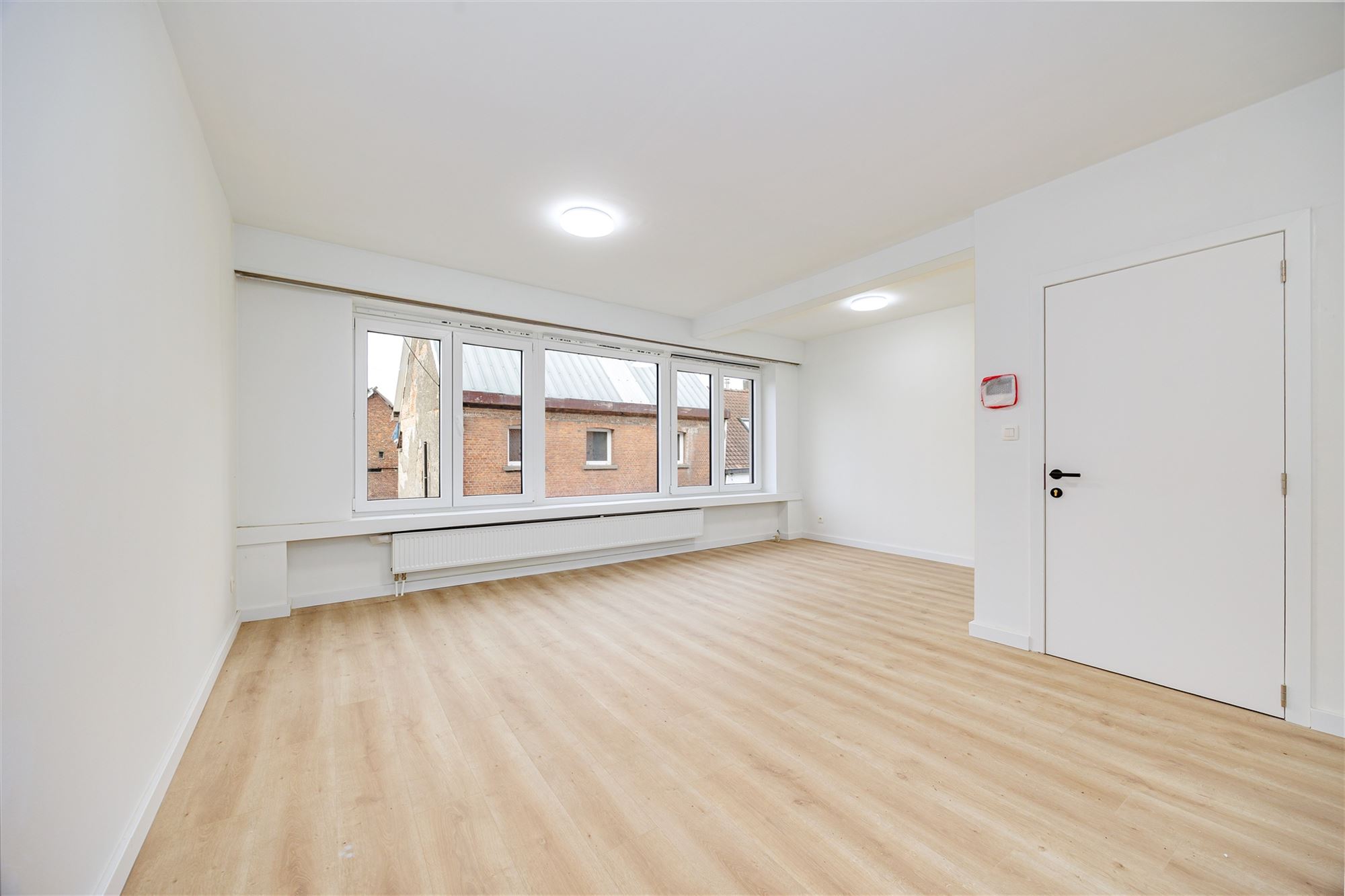 Instapklaar appartement met tuin en terras - foto 2