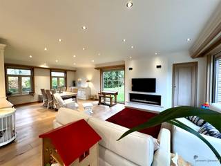 Statige villa in een oase van rust bwj 2009Droomt u van een kwaliteitsvolle, instapklare woning op een bijzonder rustige locatie? Deze supermooie,...