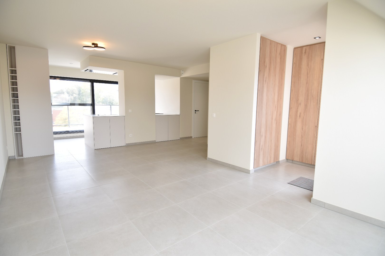 Apartment for rent in Gullegem with 2 bedrooms - photo 2