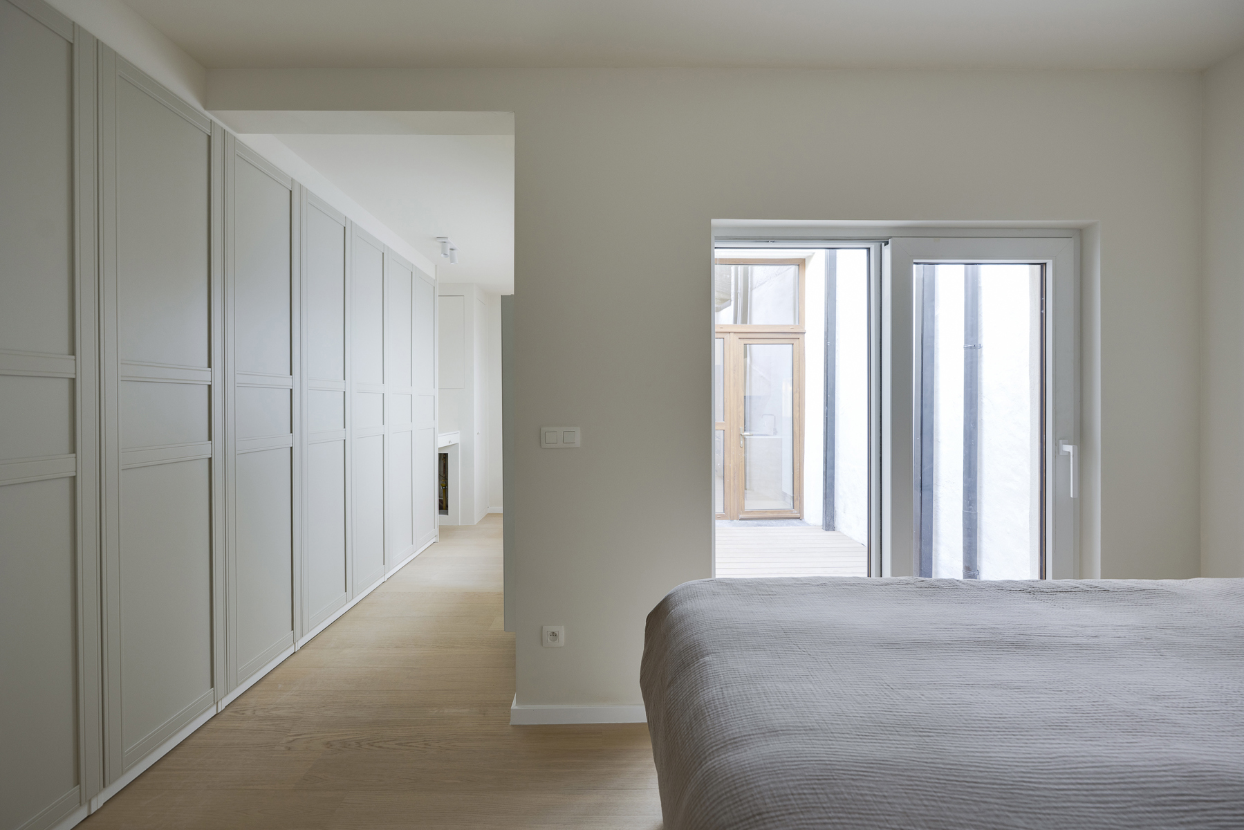 Renovatie appartement met patio in het hart van Antwerpen - foto 5