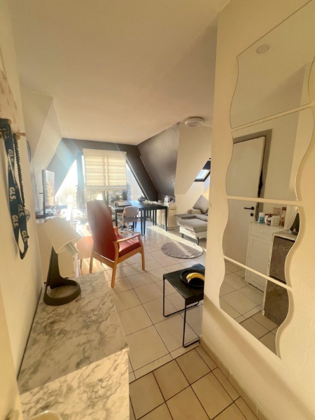 LEUK GEZELLIG APPARTEMENTJE VLAKBIJ MARKT - foto 4