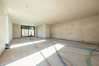 LAATSTE 2 WONINGEN - KIES UW AFWERKING NOG ZELF! Prachtige reeds in opbouw zijnde kwalitatieve woningen (bew. opp. 292,40m²!) met een...