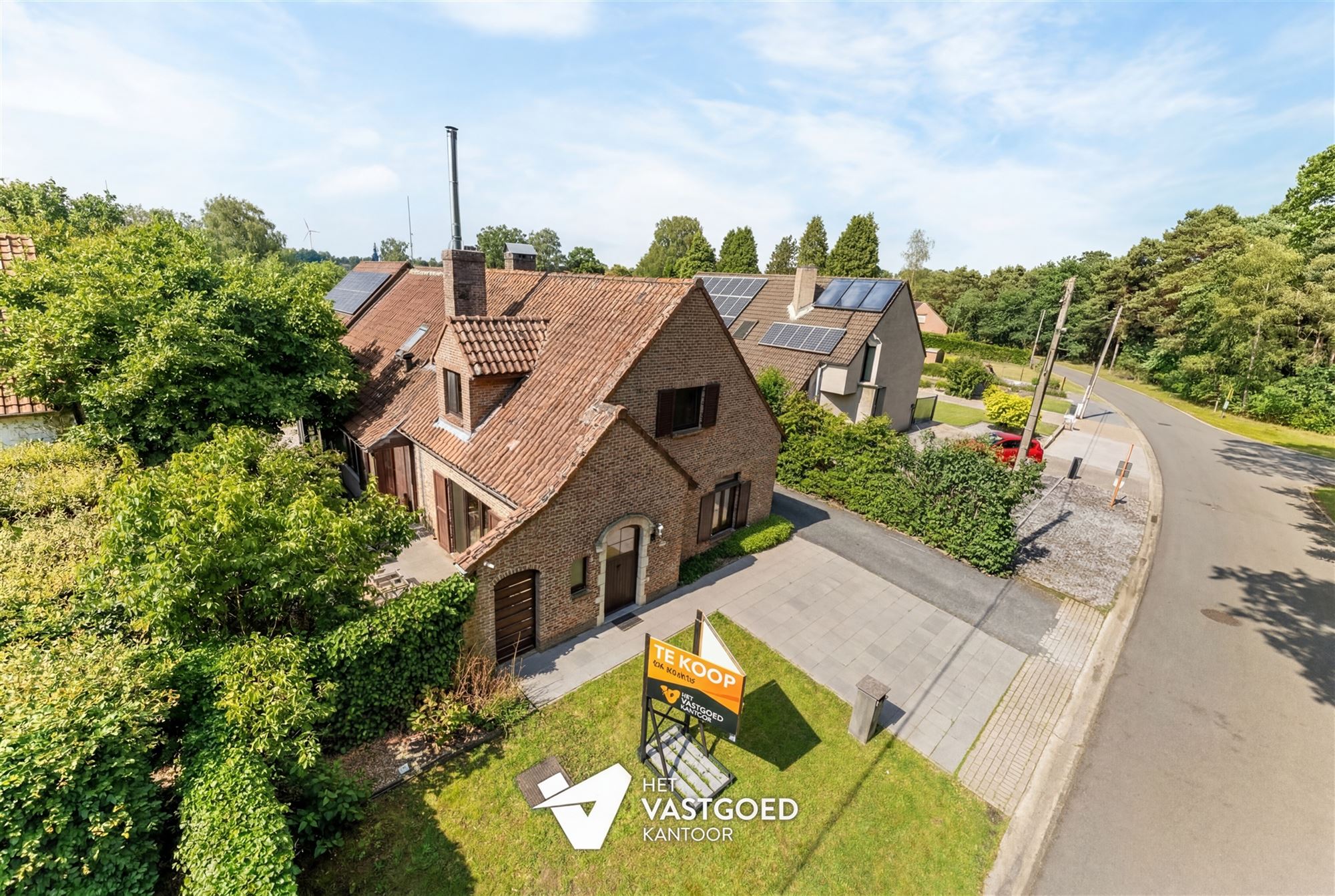 House for sale in Heusden-Zolder with 6 bedrooms - photo 1