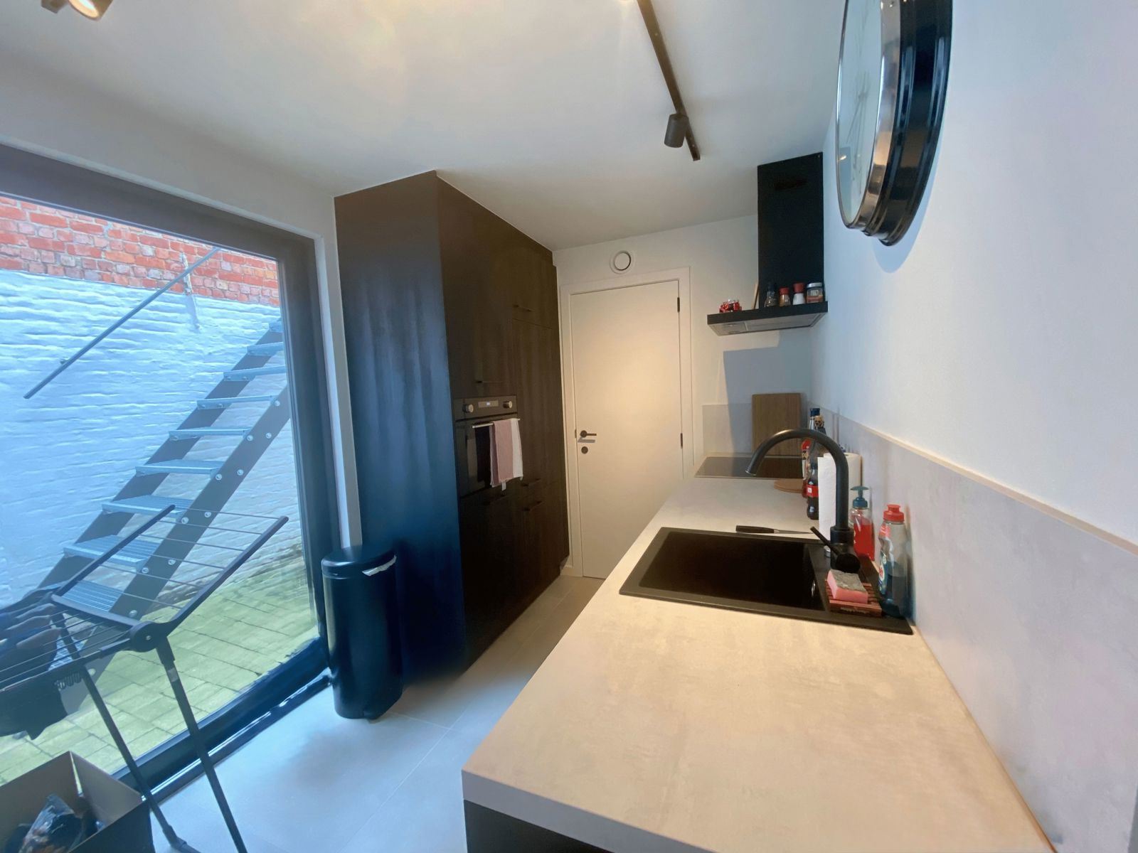 Volledig gerenoveerde woning op centrale ligging in Deinze - foto 5