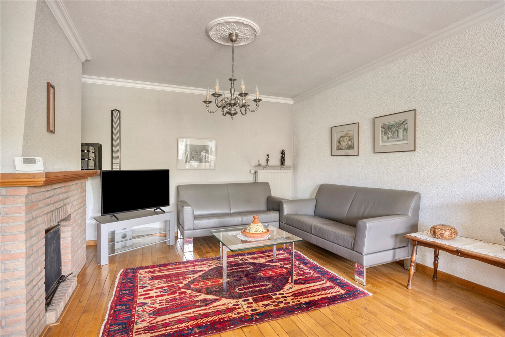 TE KOOP: Verzorgd appartement met 2 slaapkamers en ondergrondse staanplaats in hartje Heusden! - foto 4