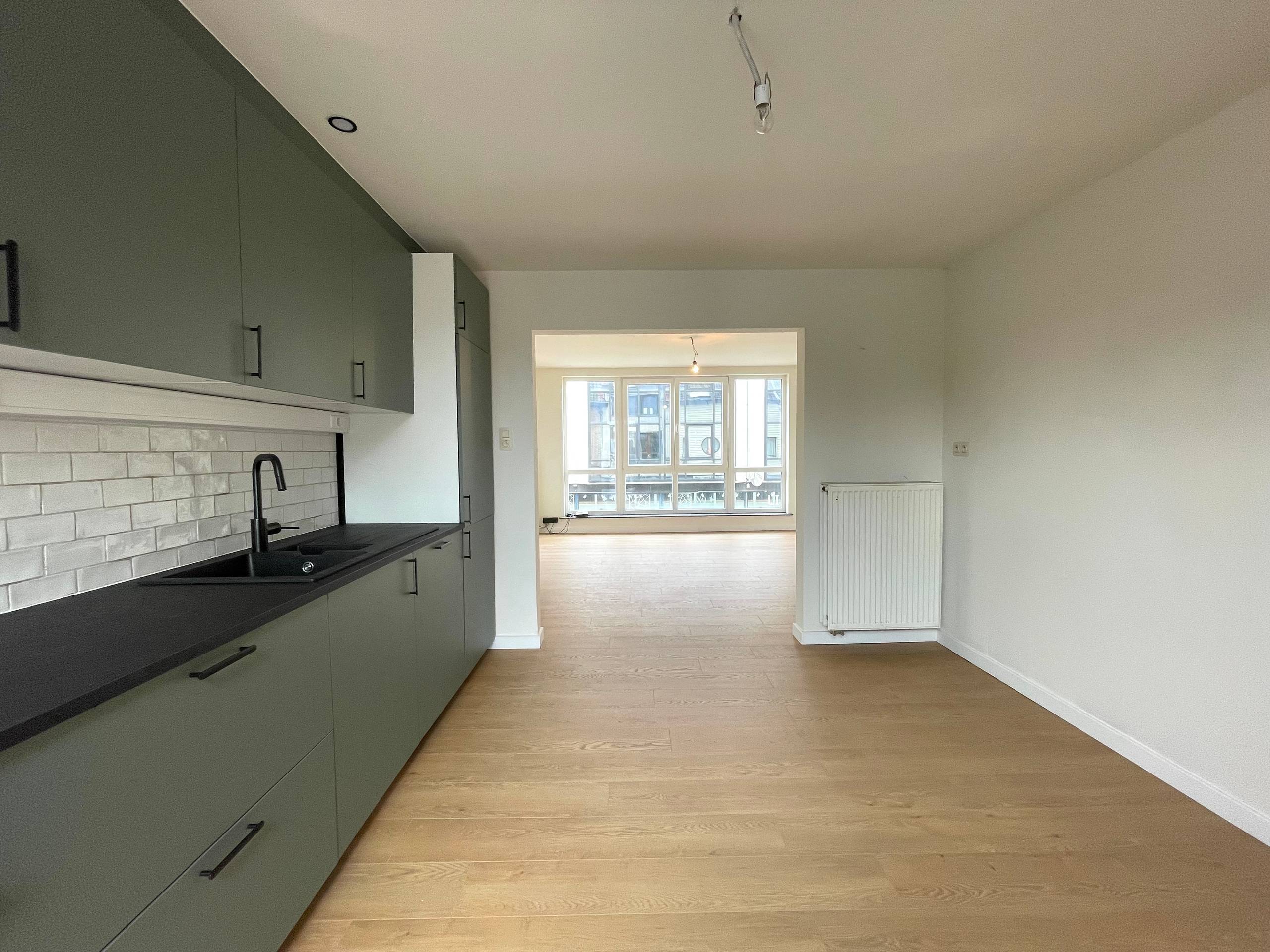 Lichtrijk duplex appartement op centrale ligging in Gent - foto 4