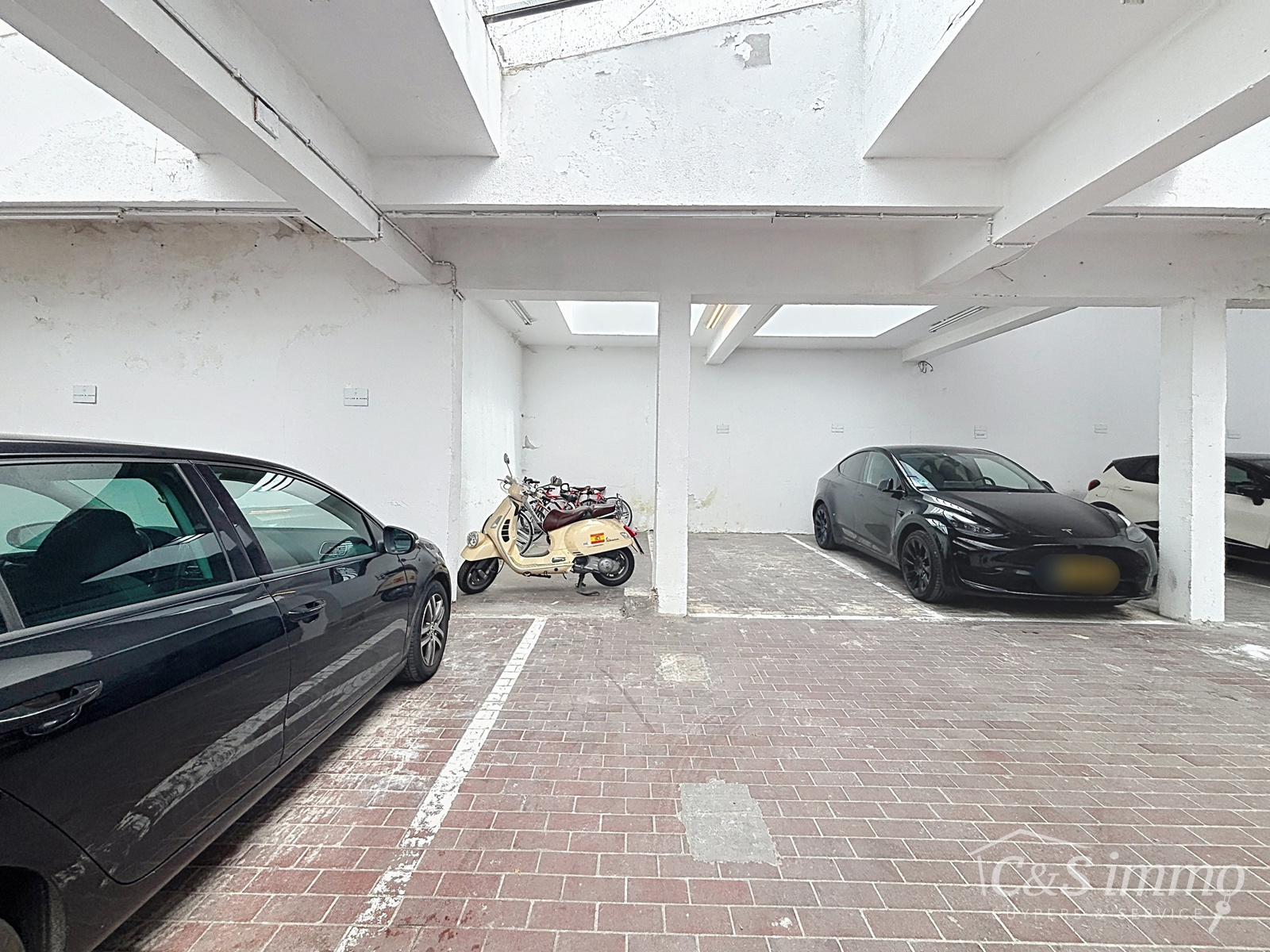 Garage for rent in Antwerp - photo 2