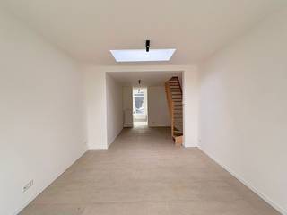 EPC score: AMobility score: 7.9/10Discover this move-in-ready, energy-efficient home in Eeklo, fully renovated with an eye for detail and quality...