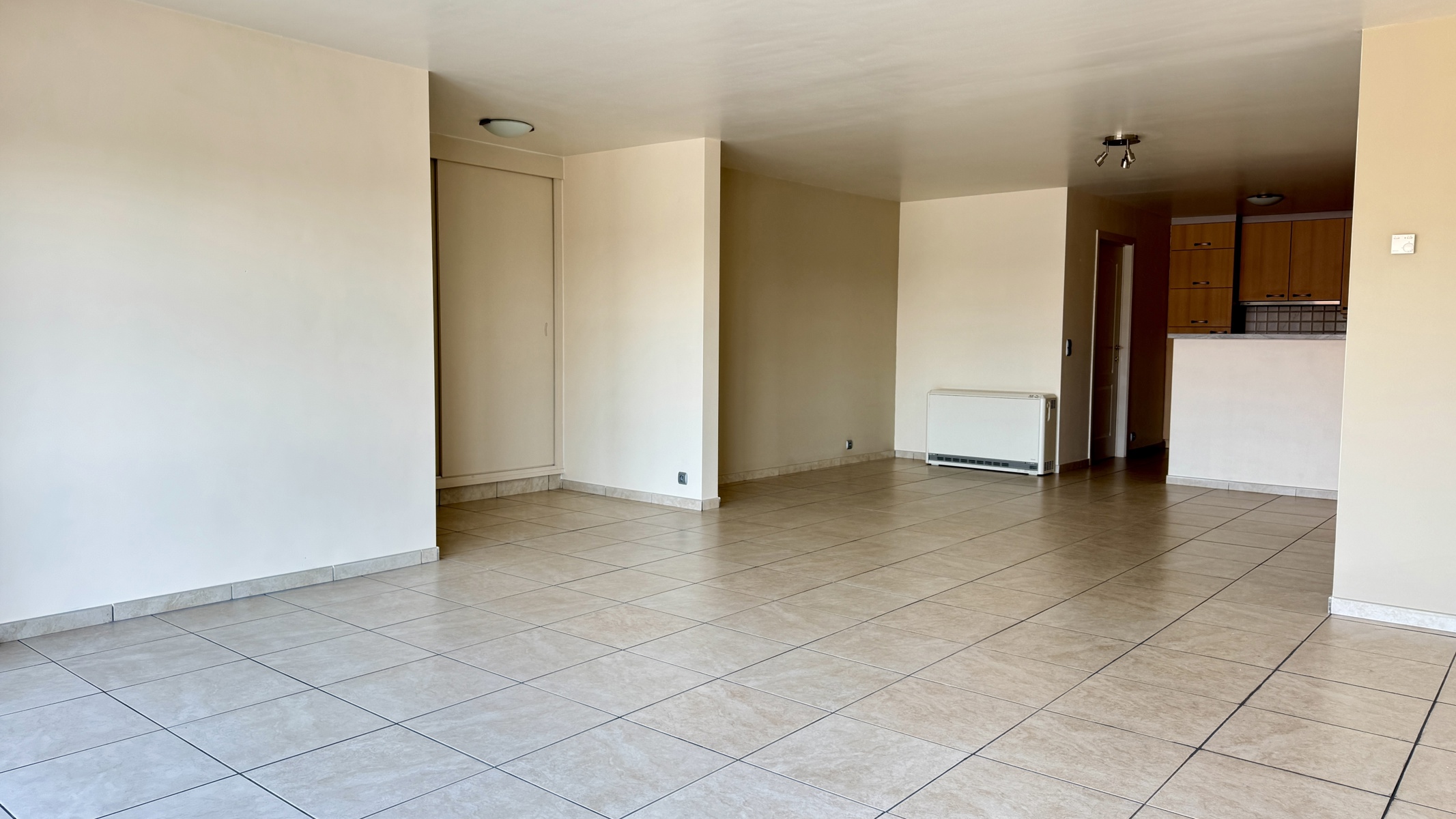 Ruim 2 slaapkamer appartement in hartje Geraardsbergen - foto 4