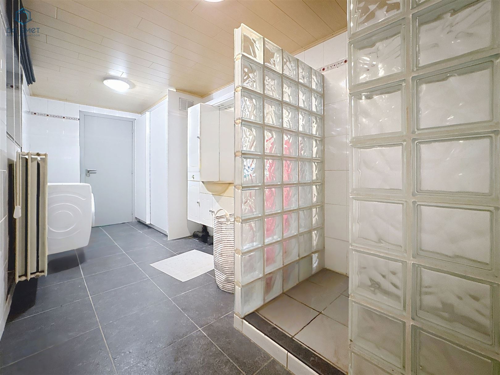 Ruime, solide woning met 4 slaapkamers en grote tuin te Brakel - foto 4