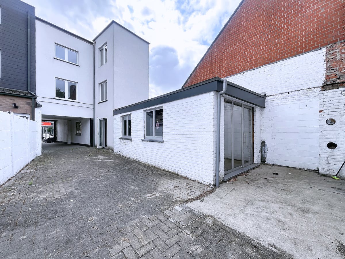 Huis met handelsgelijkvloers en atelier te koop in Adegem - foto 5