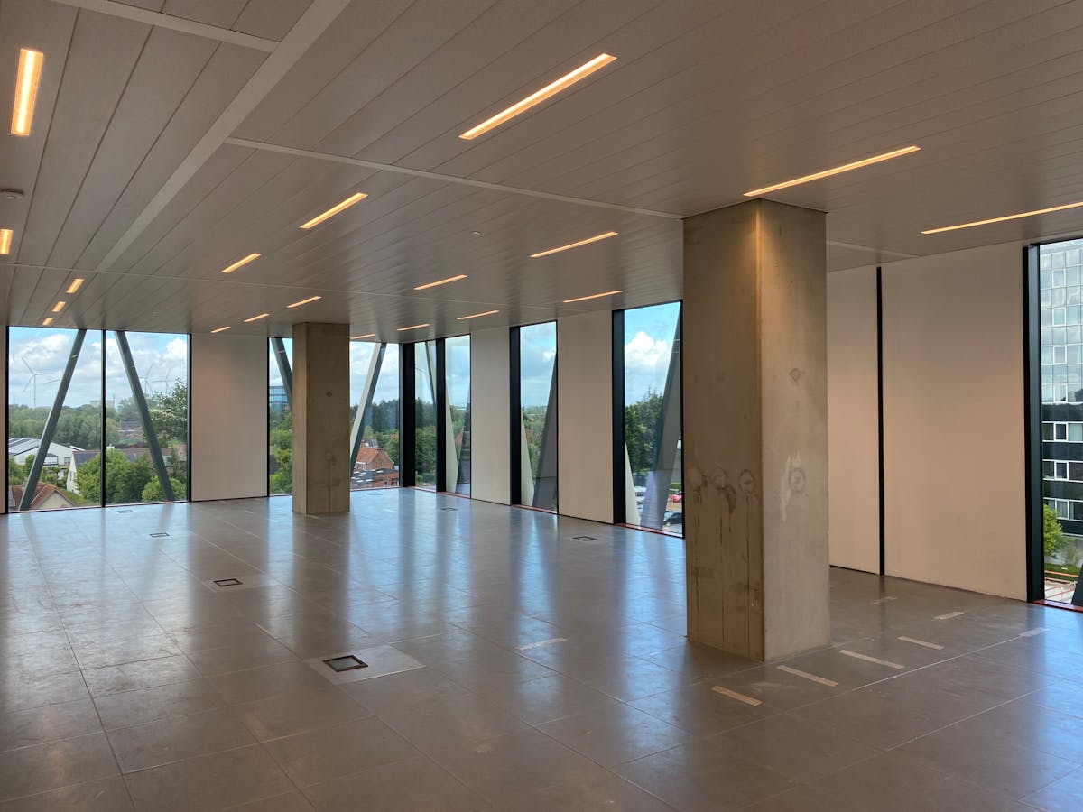 Nieuwbouw kantoor in Westwing Toren te Roeselare - foto 4