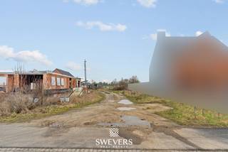 Voor meer info en foto’s, surf naar www.swevers.be – Deze bouwgrond in Laakdal vormt een interessante opportuniteit voor wie ruimte, rust en...
