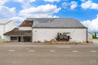 Contact : Sabrina : 0492 29 39 17 ou par mail sabrina.saintjean@weinvest.beÀ la recherche d’une salle de fêtes, un restaurant ou un espace pleine de...