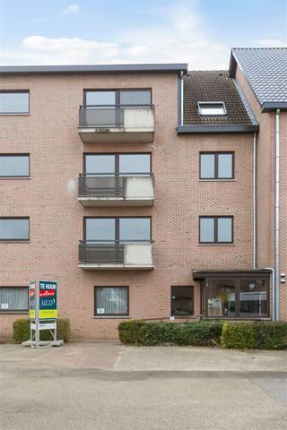Appartement met rustige ligging in een autoluwe wijk aan het centrum van Aarschot.Dit appartement is van begin tot einde volledig gerenoveerd in 2022...