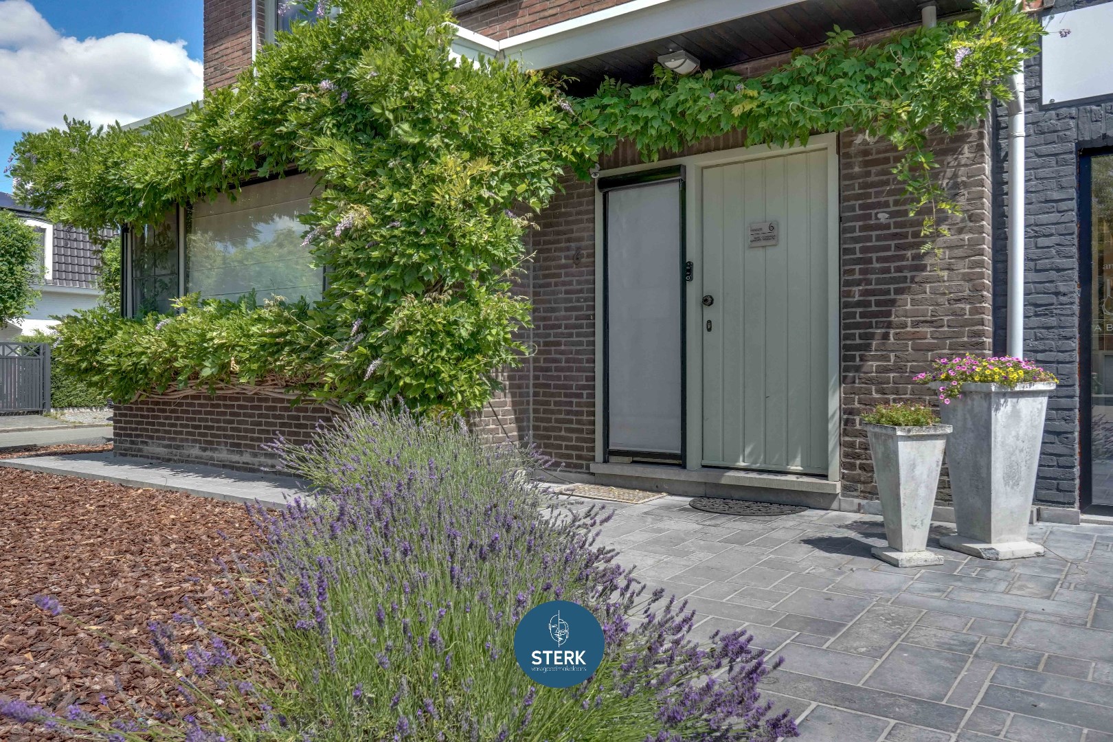 House for sale in Maasmechelen with 4 bedrooms - photo 5