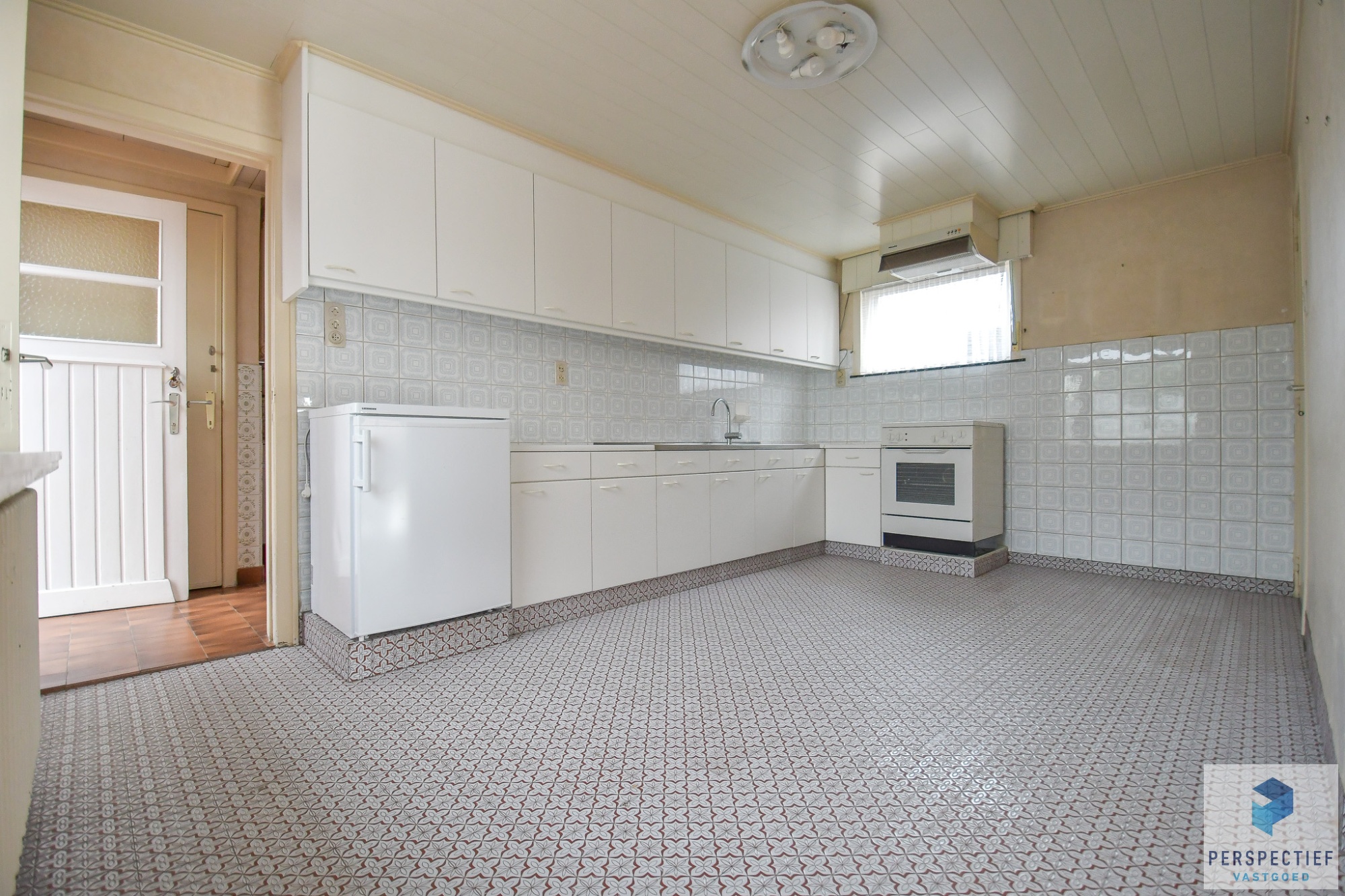 IN OPTIE NA 6 WEKEN - COMPROMIS IN OPMAAK | Ruime woning met 3 slpk, grote dubbele garage en tuin op 829m² - foto 5