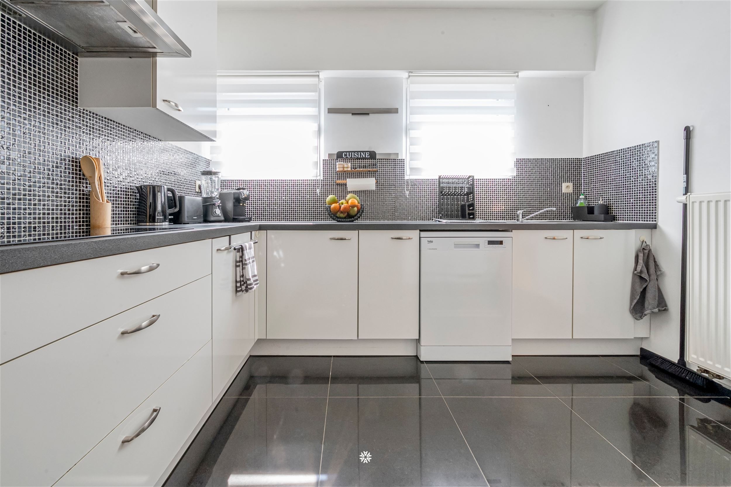 Llichtrijk en energiezuinig appartement in centrum Sint-Niklaas - foto 5