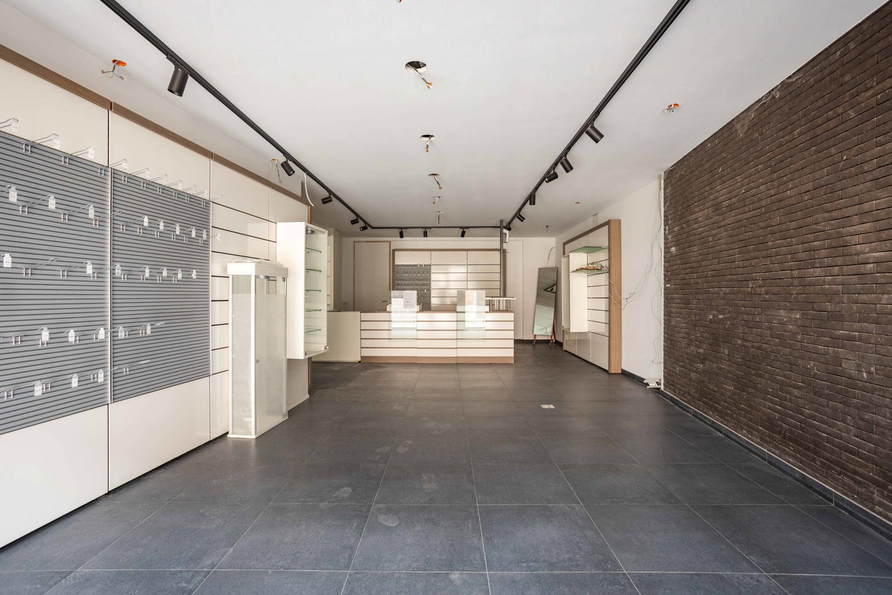 Commerciële ruimte van 475m² op toplocatie in Merchtem  - foto 5