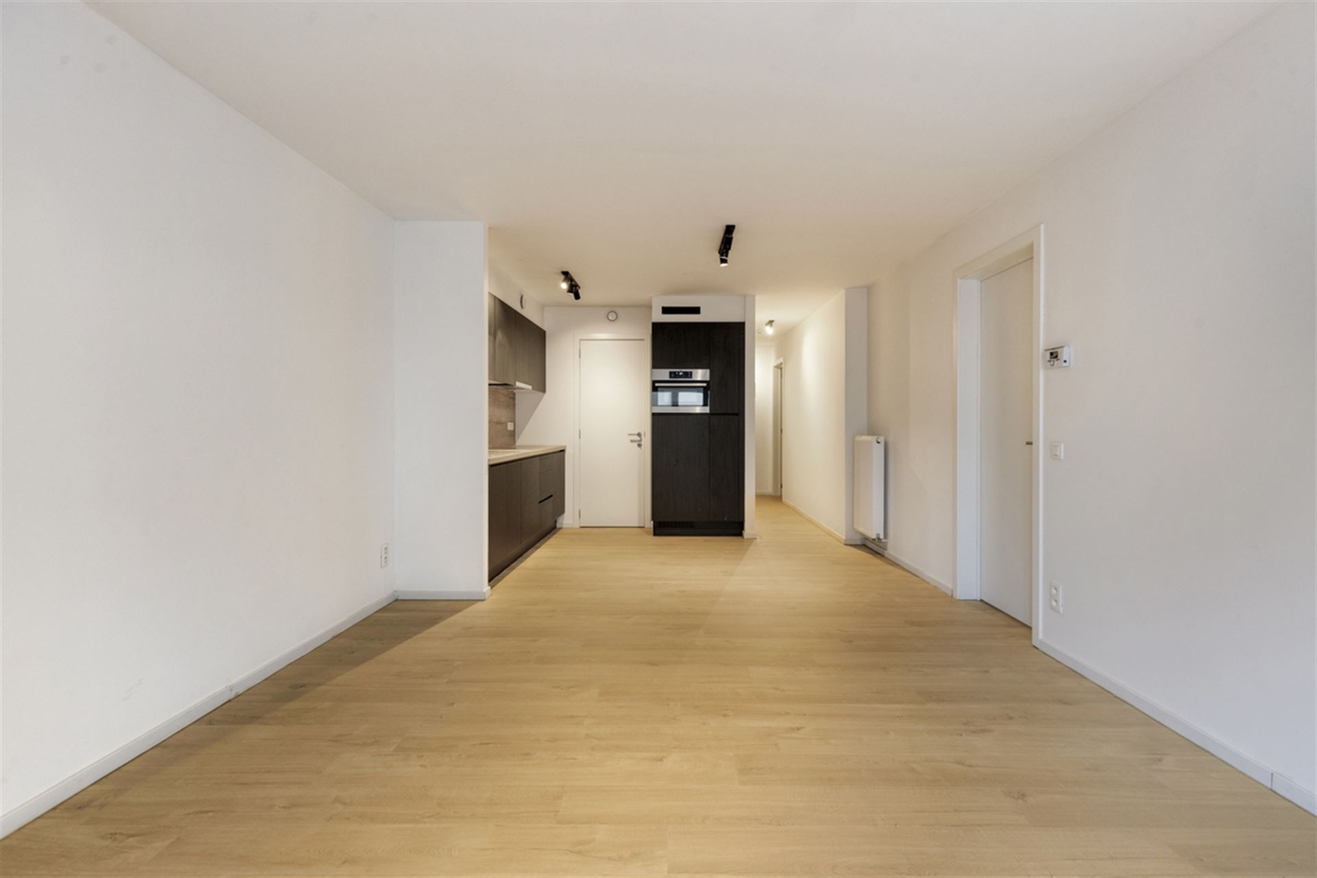 NOUVEAU / CENTRE  - photo 4