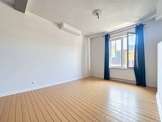 🏢 Te koop – Duplex appartement met 2 slaapkamers in Evere📍 Auguste De Boeckstraat 5, Evere💰 Prijs: 295.000 €📈 Huurinkomsten: ± 1.135 €/maand OF...