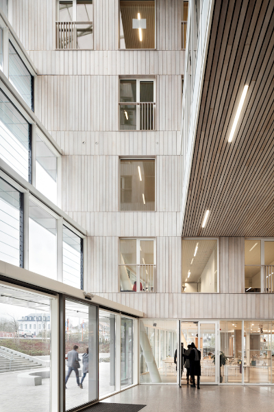 Kantoren te huur in Quantum Building aan Dampoortstation Gent met prachtig uitzicht - photo 4