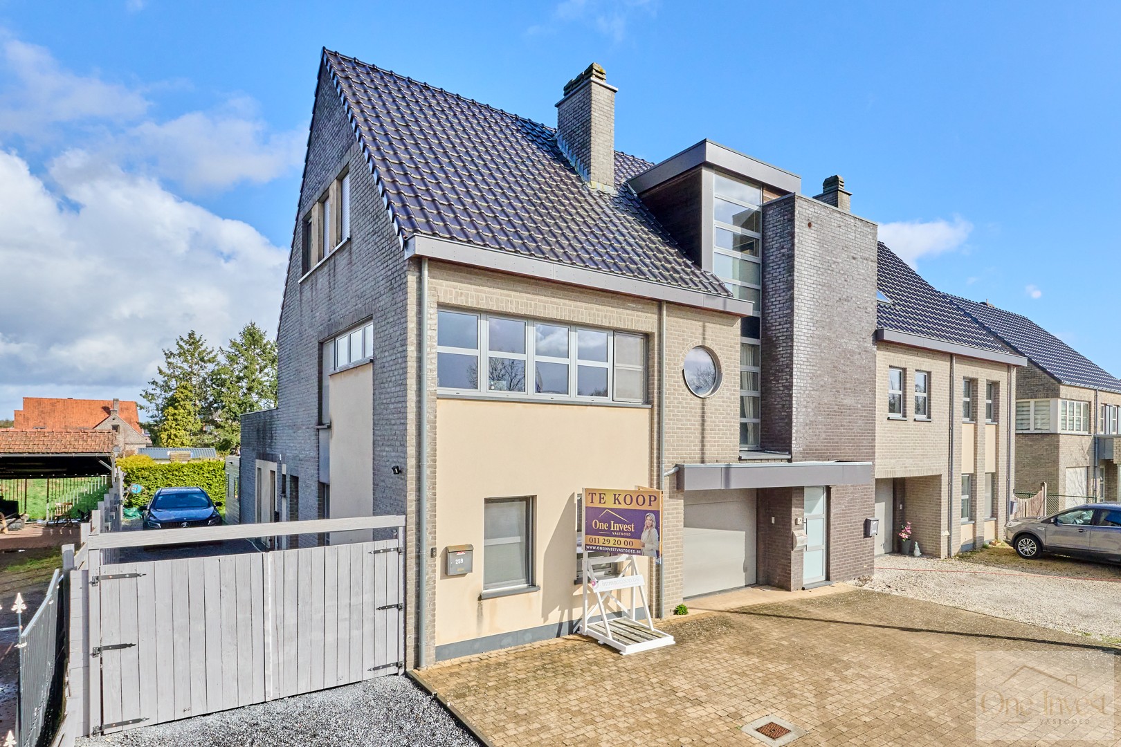 Ruim gelijkvloers appartement met 3 slaapkamers - foto 3