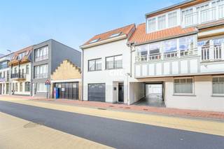 In het rustige Duinbergen, op wandelafstand van strand en zee, bevindt zich deze verzorgde en instapklare bel-étagewoning. De woning is...