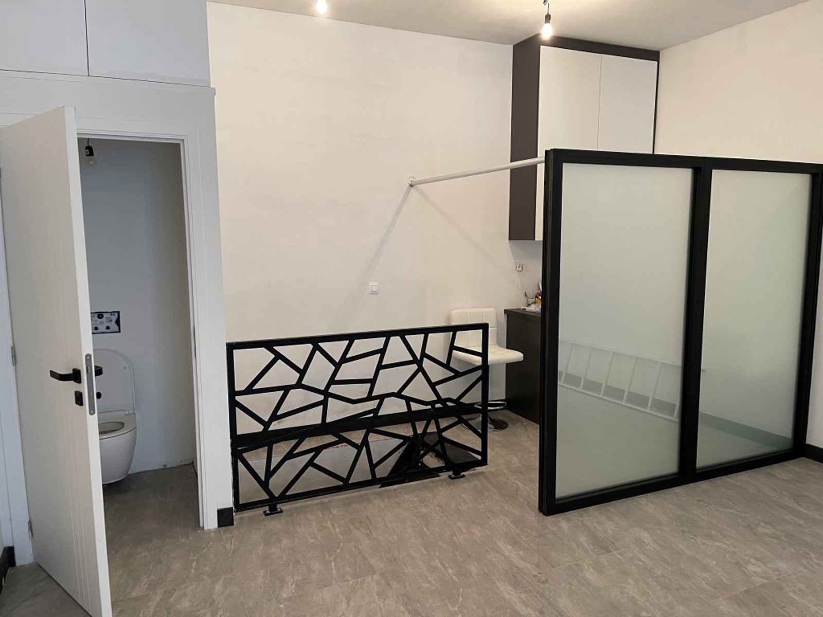 Commercieel te huur in Antwerpen - foto 2