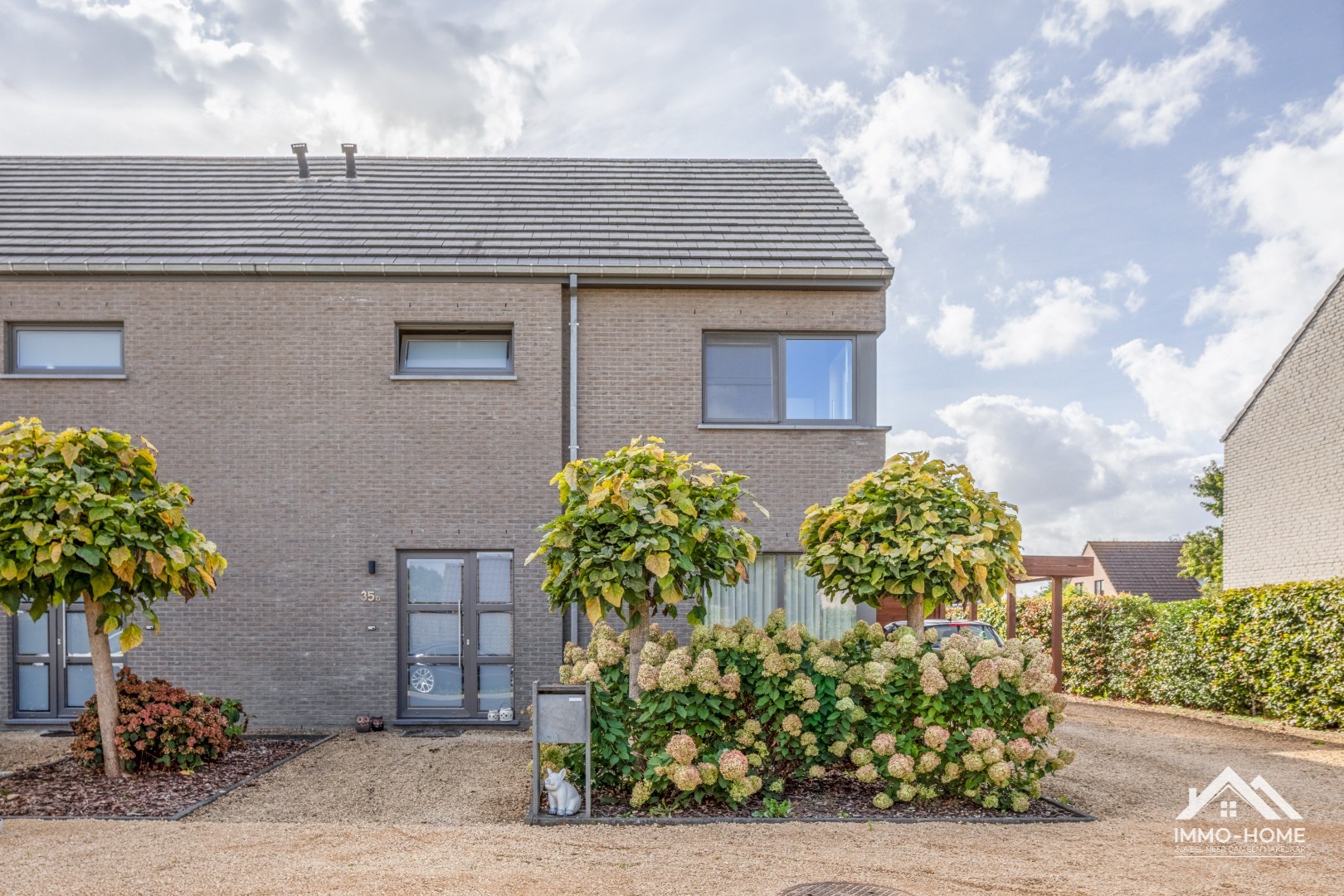 Perfect instapklare woning op een topligging in Lochristi! - foto 2