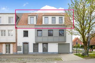 Instapklaar, energiezuinig 2 slaapkamer appartement met groot terras, bergplaats en staanplaats.Het appartement heeft een bewoonbaar oppervlakte van...