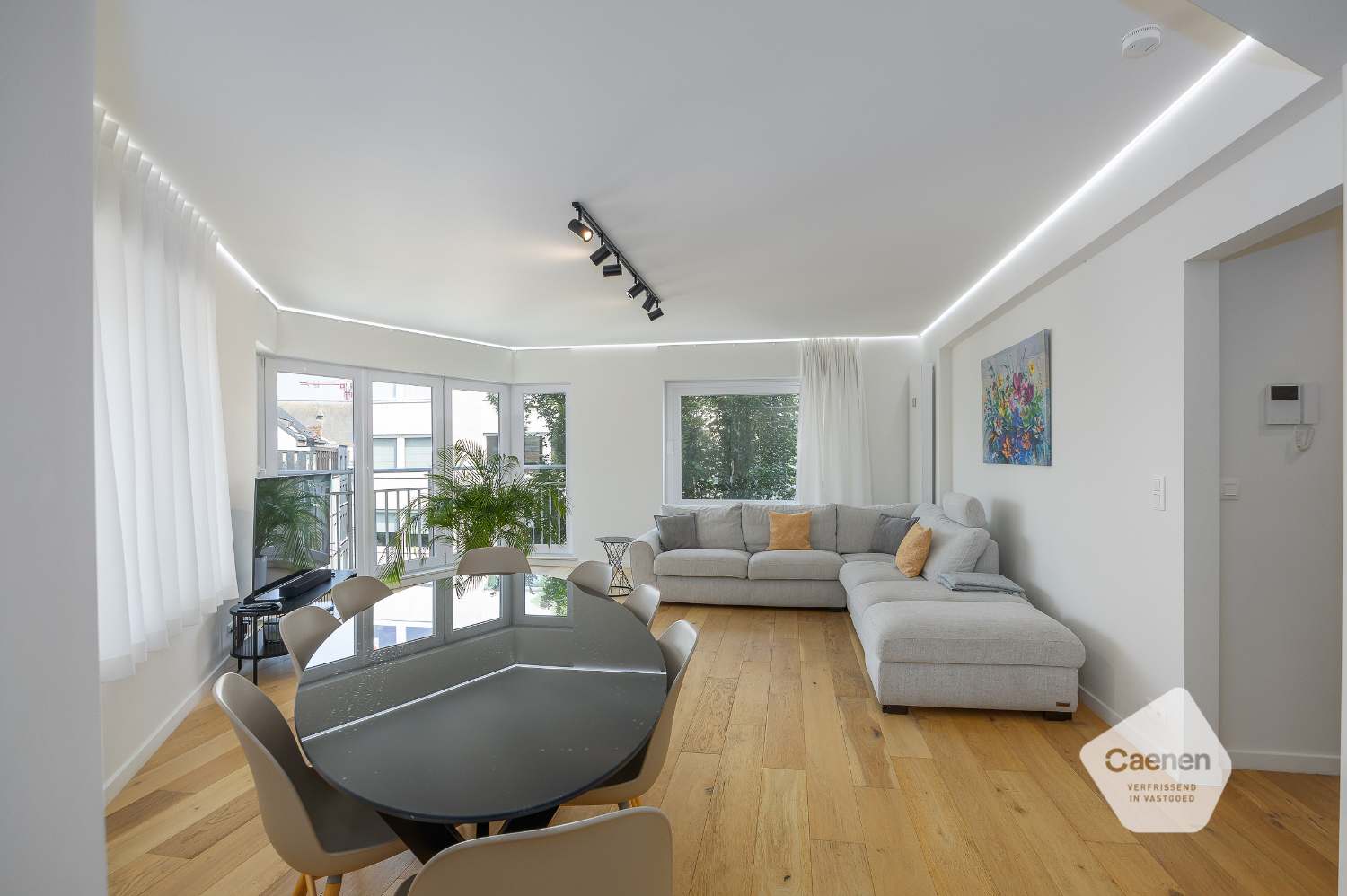 Gerenoveerd drie slaapkamer appartement op centrale ligging - foto 5