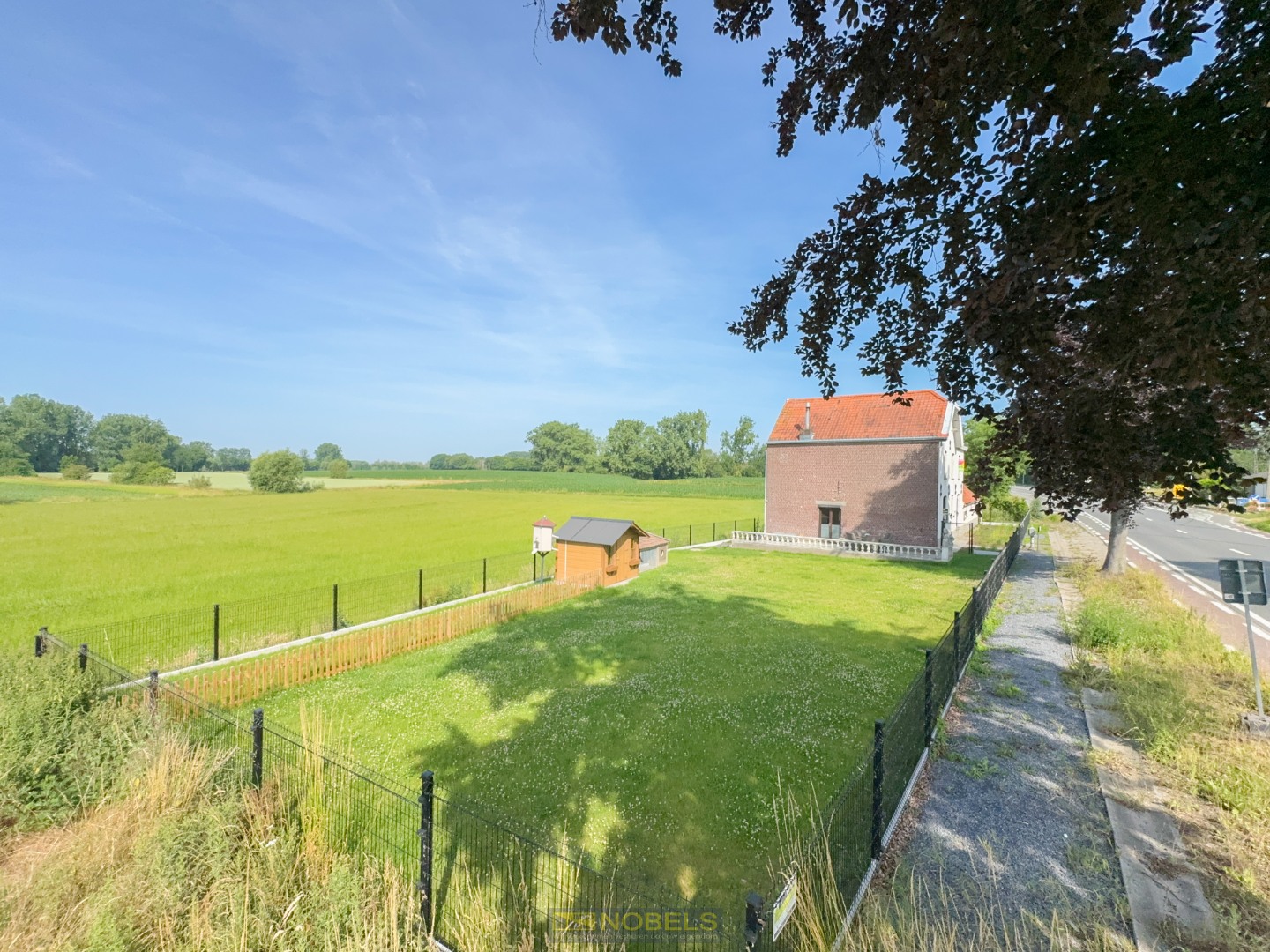 Te koop, charmante en instapklare woning met bijgebouw en open zicht te Nederzwalm-Hermelgem - foto 3