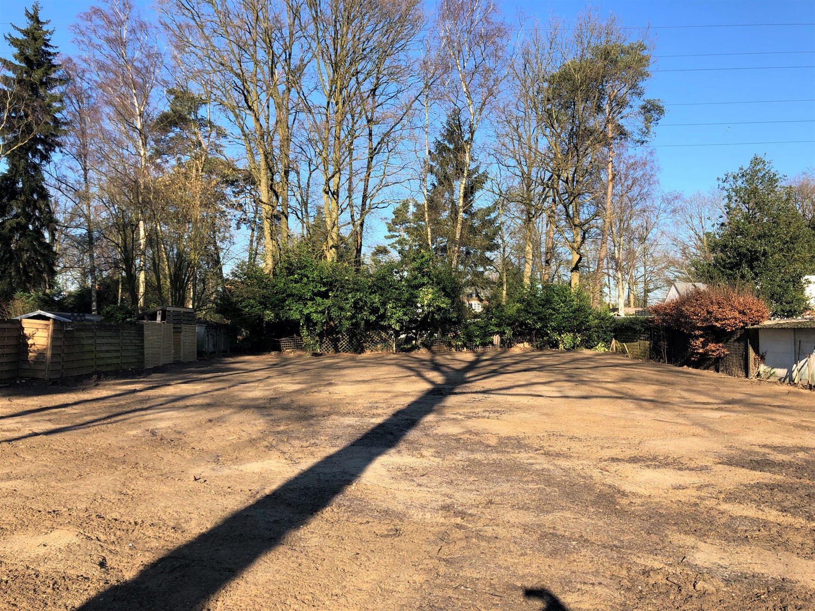 Rustig gelegen bouwgrond voor laagbouwwoning, 1.143m². - foto 1