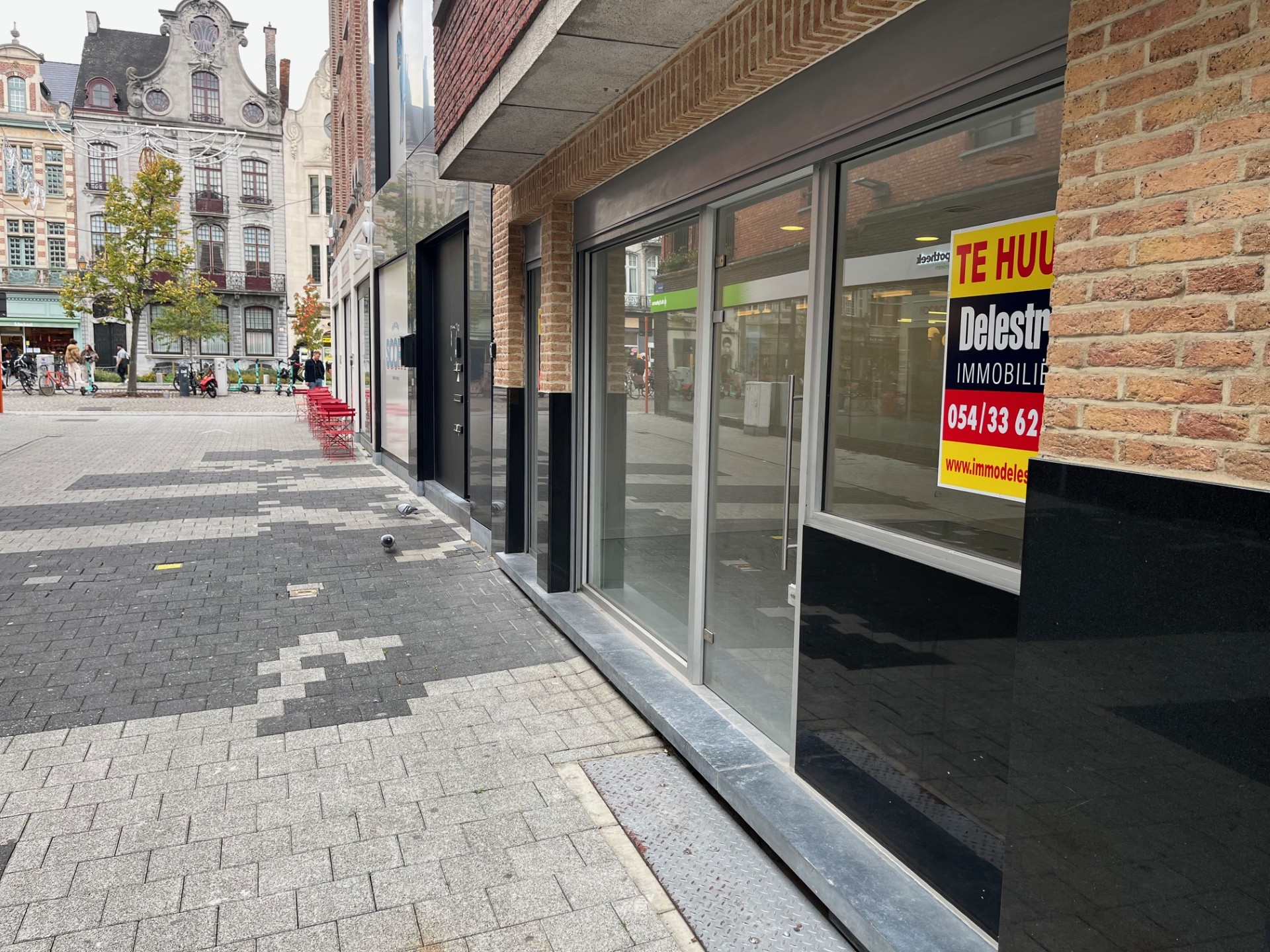 Compact en onderhoudsvriendelijk kantoor of winkelruimte in hartje Mechelen. - foto 5