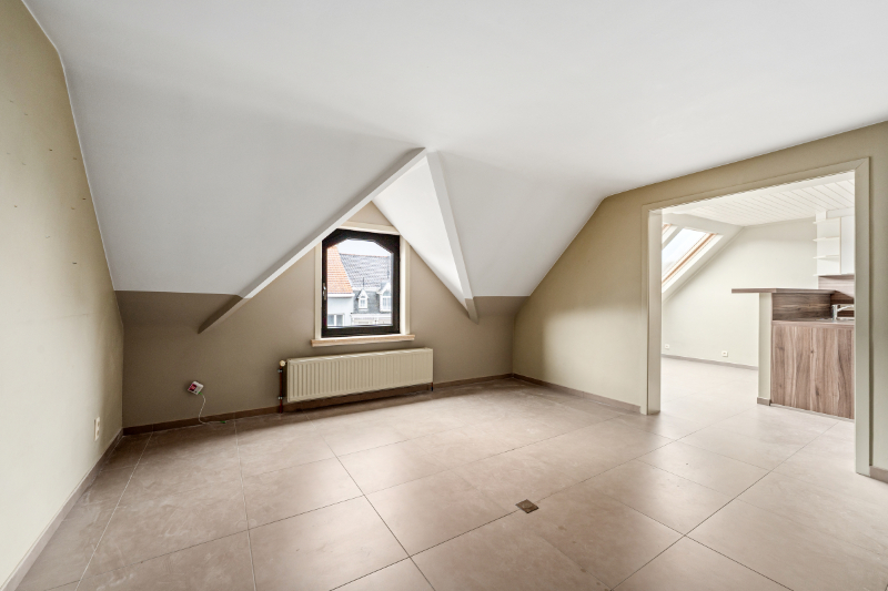 Verhuurd dakappartement nabij Grote Markt - foto 2