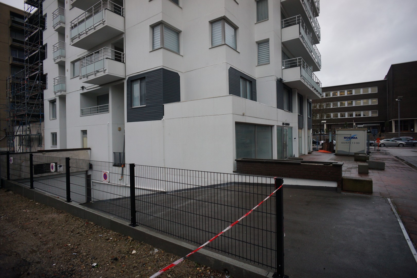 Kantoorruimte in centrum Genk - foto 2