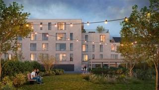 <p><span>Binnenkort starten we, in samenwerking met Danilith en KUB, 2 gerenommeerde bouwbedrijven uit de streek, en met architect Tim Wilfaert, gekend van het TV programma 'Ons huis/nieuw huis' met de bouw van 15 exclusieve appartementen in de meest residentiële wijk van de stad waar heel wat Art-Deco woningen staan. Deze moderne appartementen bieden comfort, stijl en een unieke kans om te investeren in jouw toekomst. Geniet van ruime leefruimtes, veel lichtinval en een uitstekende ligging. Appartementen met 1 (87m²), 2 (99-123m²) of 3 slaapkamers (123-130m²) en mooie terrassen (9-115m²). Keuze uit parkings en garages voor optimaal gemak.  Prijzen voor één van de 3 unieke 3 slaapkamer appartementen variëren van € 360.0000 - € 445.000 naargelang het type (excl. belastingen en kosten - mogelijkheid tot aankoop aan 6 % btw onder voorwaarden: eigen bewoning of investering met langdurige verhuur). Mis deze kans niet en contacteer ons nu voor eerste keus! Contacteer ons op 055 21 48 08! </span></p>