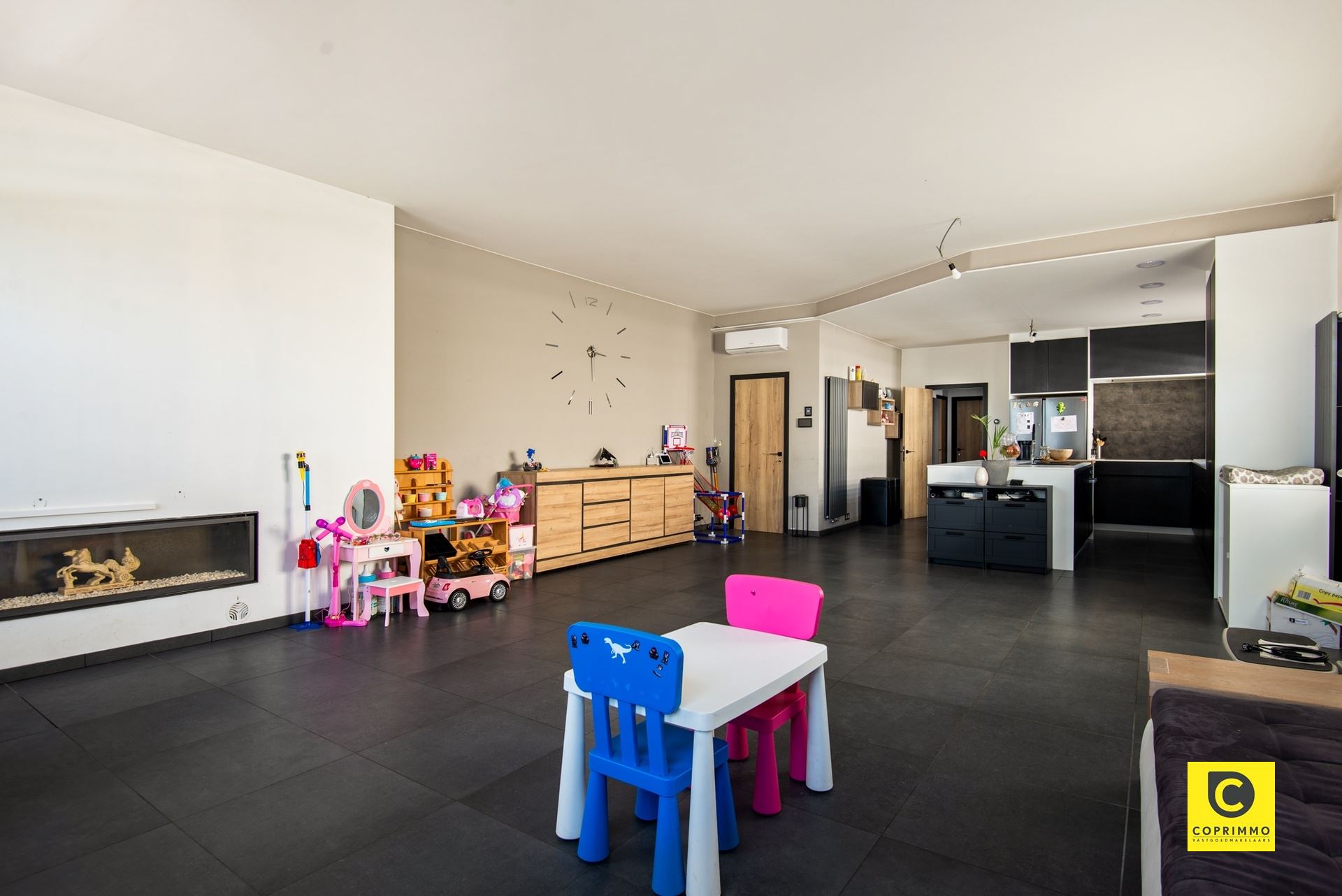Woning: 4 slk + magazijn - foto 4