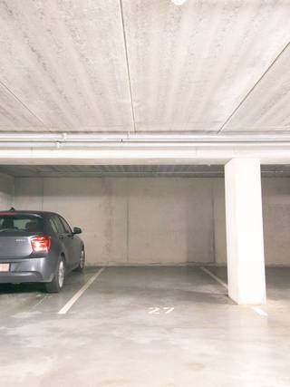 Ondergrondse autostaanplaats op de verdieping -2 van het project Midden in het centrum van Boechout...