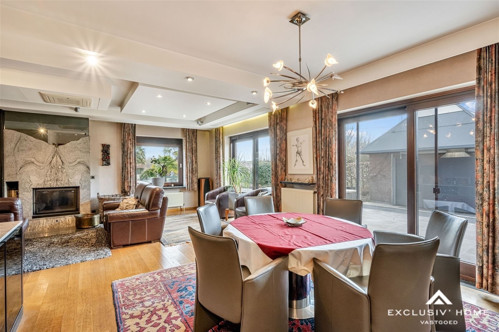 Timeless villa with pool on 22 ares - photo 3